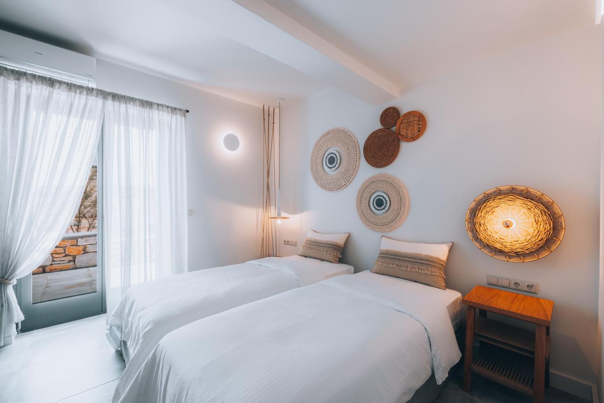 Kosmitis Suites & Villas Naoussa Zimmer foto