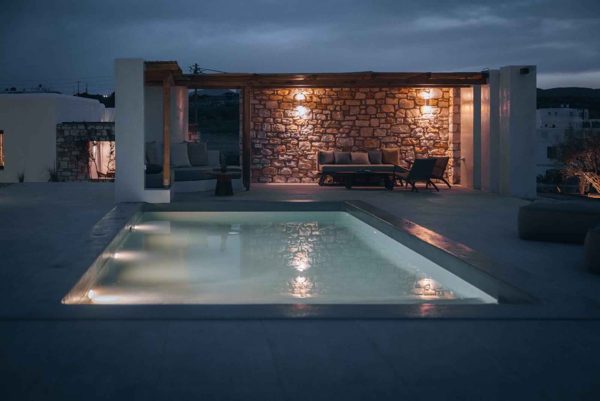 Kosmitis Suites & Villas Naoussa Zimmer foto