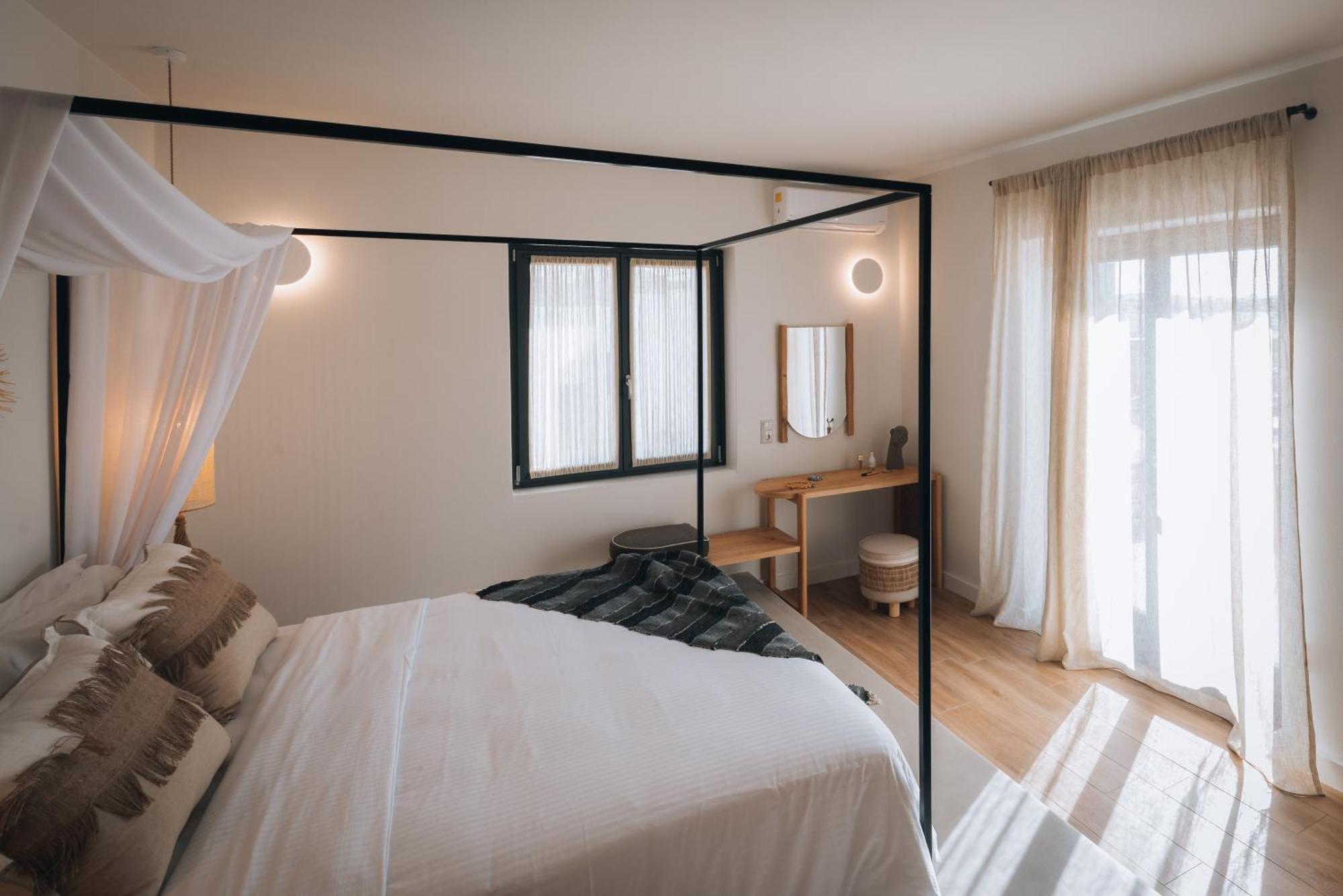 Kosmitis Suites & Villas Naoussa Zimmer foto