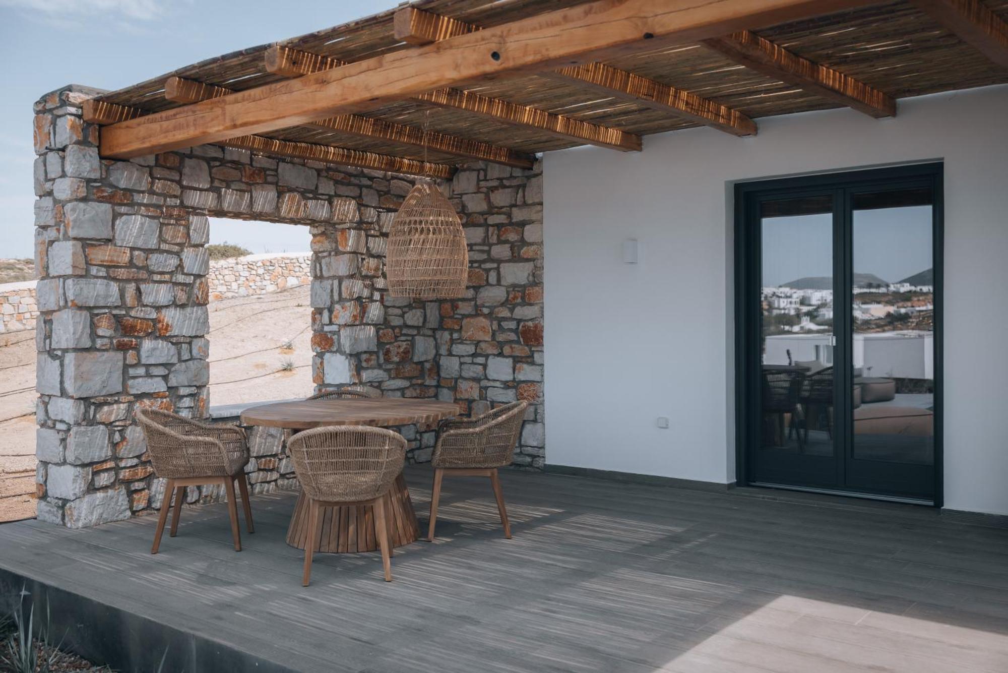 Kosmitis Suites & Villas Naoussa Zimmer foto